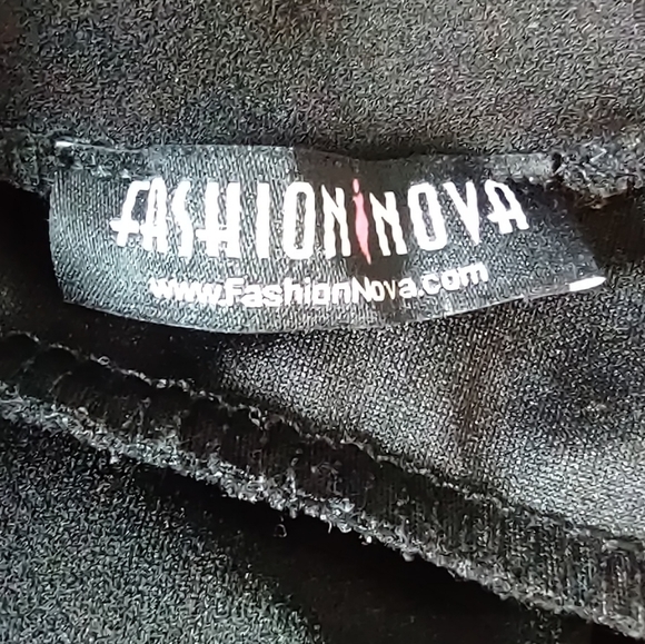 Fashion Nova| M - Picture 6 of 7